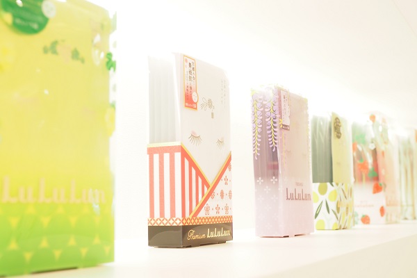 フェイスマスクからスキンケア商品全般へと商品展開