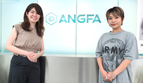 アンファー株式会社　Dクリニック事業部吉田さん（写真左）佐藤さん（写真右）