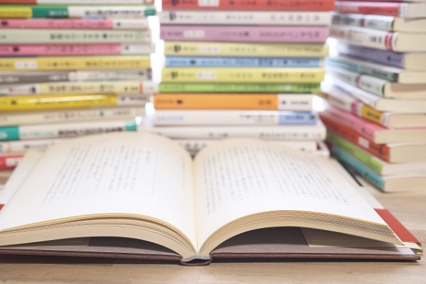 書籍、映像・音楽ソフト（オンラインコンテンツを除く）