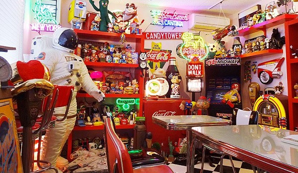 世界観に引き込む説明文で仕入れ商品を販売！所ジョージが絶賛したアメリカ雑貨屋「キャンディタワー」が魅せる商品プロデュース