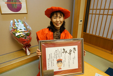 小さな市場で戦わず間接競合に目を向ける