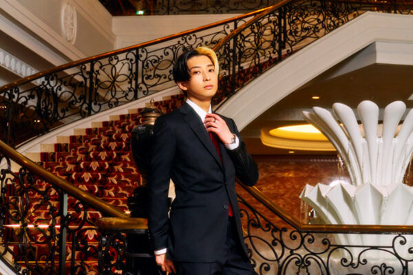 YouTuber「ヒカル」によるアパレルブランド「ReZARD」