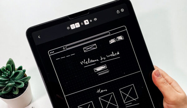 LP作成をご検討中の方必見！見やすいLPを作成するときのデザインの注意点をご紹介