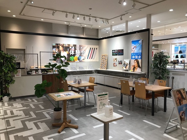 屋内での体験会