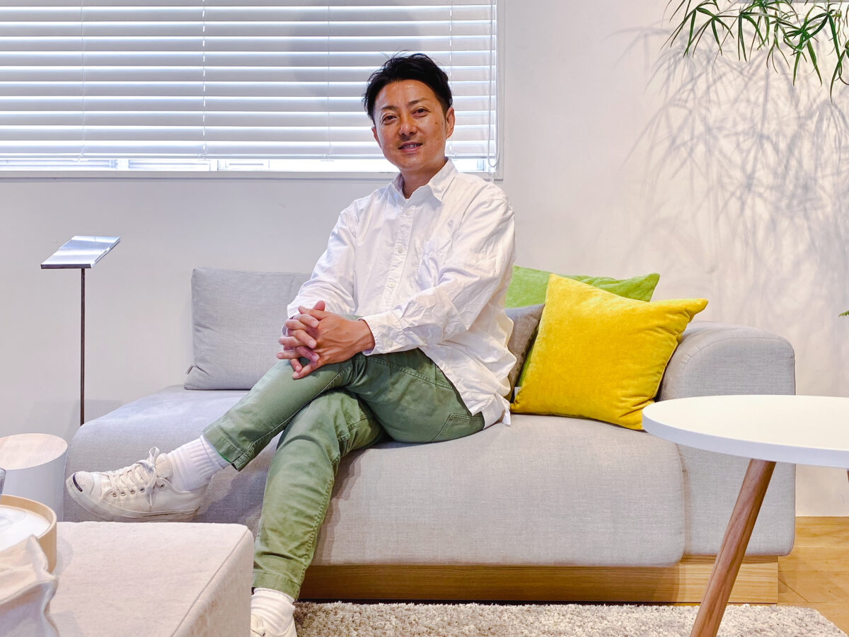 ソファD2C「MANUALgraph」がEC運用にリアルの接点を取り入れている理由とは？