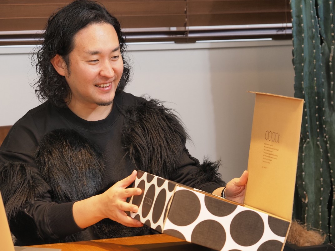 特徴的な箱でお客様に「WOW!」を