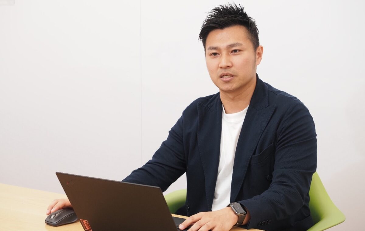 楽天グループ株式会社（以下、楽天）マーケットプレイス事業 アカウントイノベーションオフィス（以下、AIO）浅貝健人さん