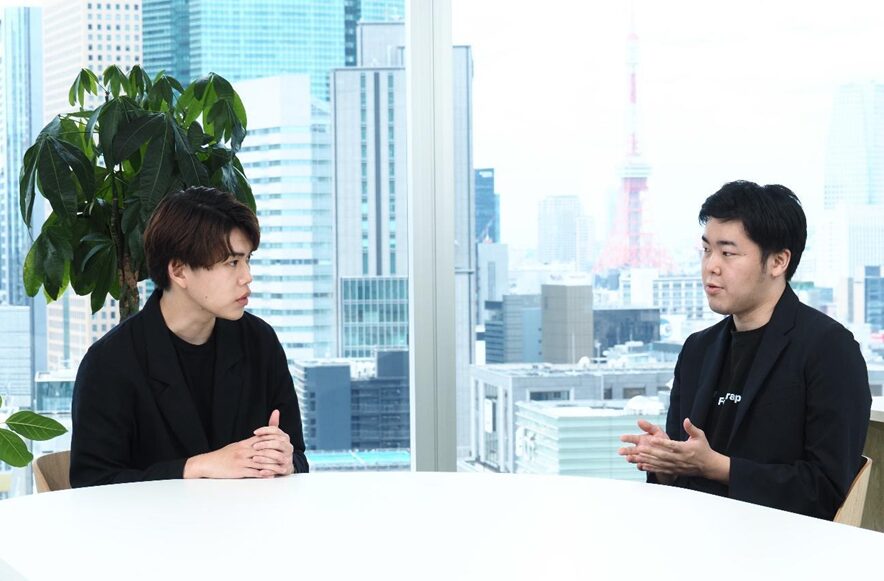 クリエイティブにおけるAIの活用について語る高橋さんと鈴木さん