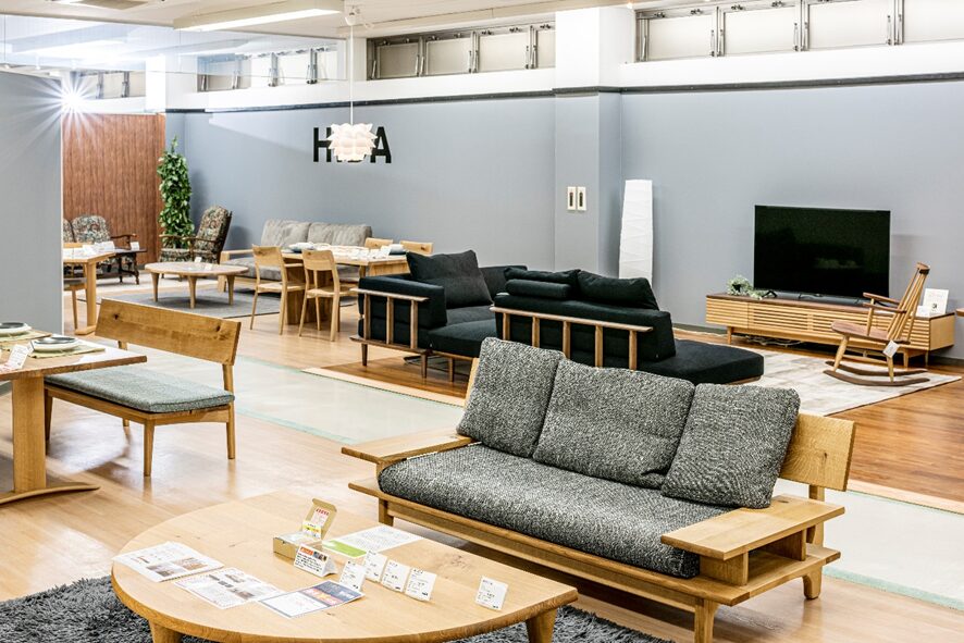 ――実店舗を運営されるなか、ECサイトを始めたきっかけは何だったのでしょうか？