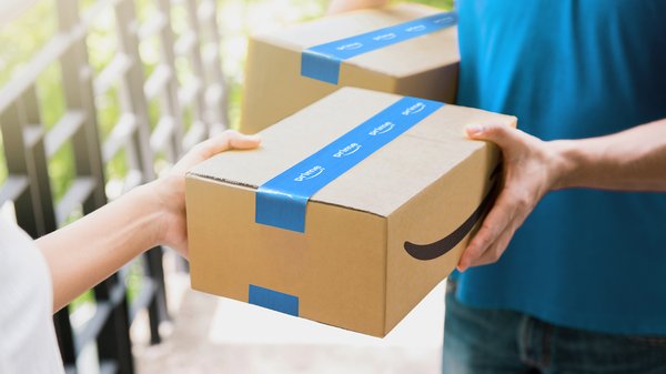 Amazon、日本国内配送サービスの強化を発表　プライム会員特典がさらなる充実へ