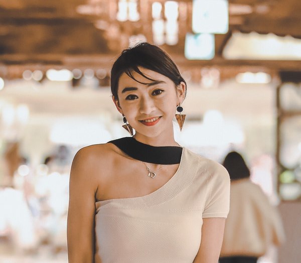 ショップチャンネルが越境EC事業を開始し、リンピン氏とのライブコマースを実施