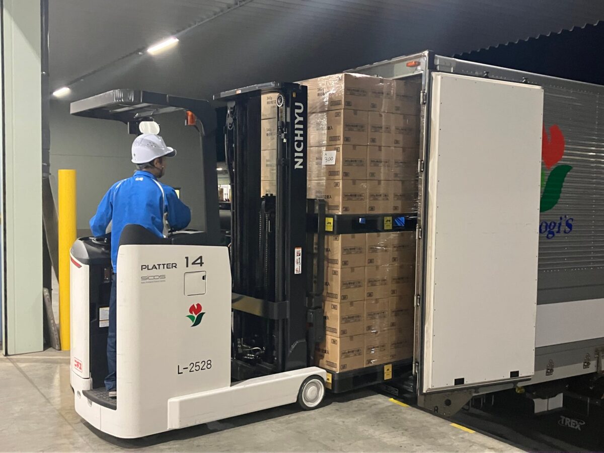 パレタイズ入庫