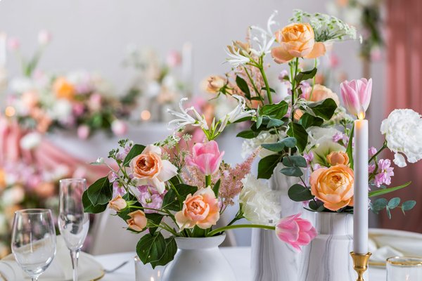 日比谷花壇が2025年ウエディングフラワートレンドを発表、2026年は「きれいめ・上品」志向が上昇へ